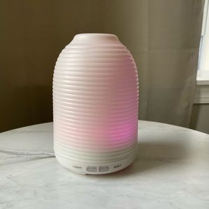 Essential oil diffuser